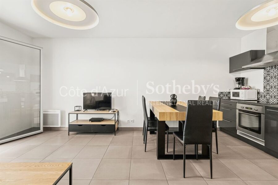 Appartement à vendre à Nice — Vue sur la ville — photo 11