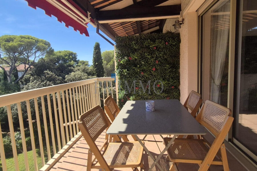 Appartement à vendre à Saint-Raphaël — Vue mer — photo 2