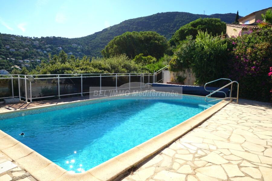 Maison à vendre à Cavalaire-sur-Mer — Vue mer — photo 3