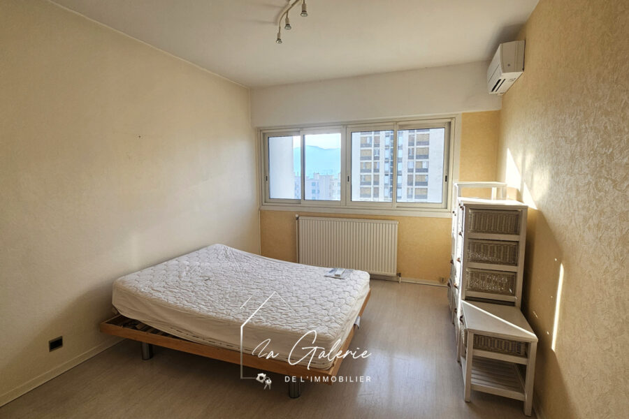 Appartement à vendre à Grenoble — Vue montagne — photo 8