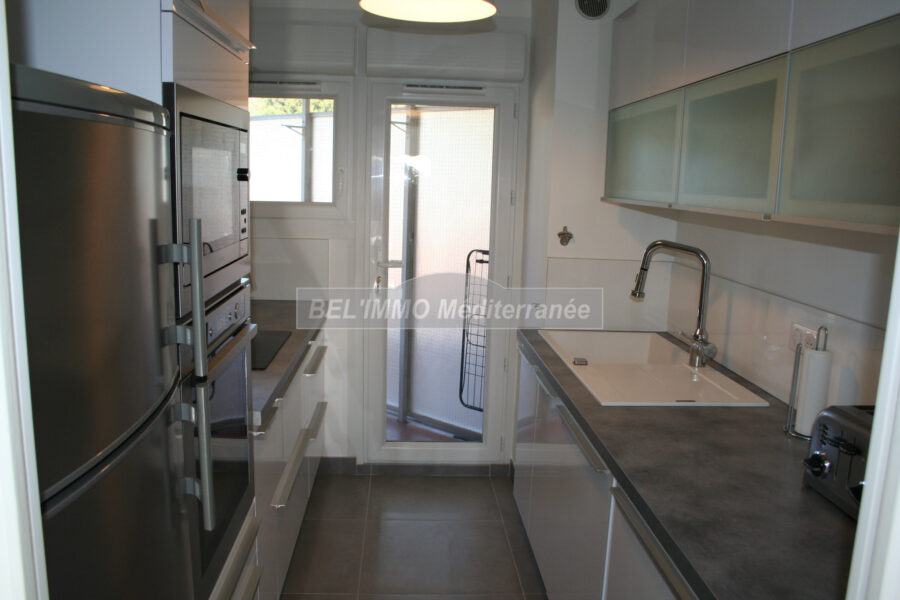 Appartement en location vacances à Cavalaire-sur-Mer — Vue mer — photo 6