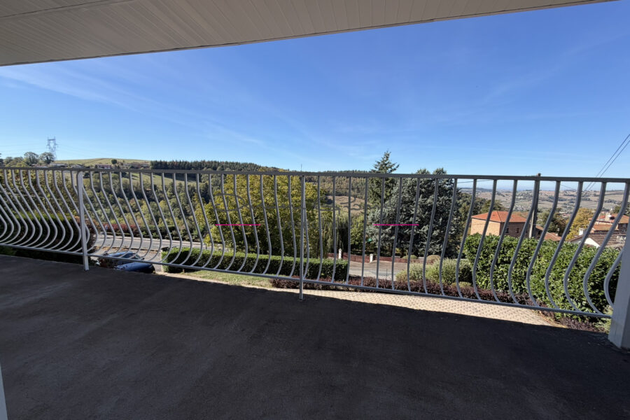 Maison à vendre à Thizy-les-Bourgs — Vue nature — photo 1