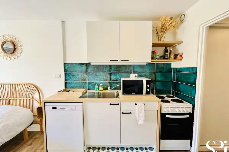 Appartement à louer à Hyères — Vue marina & port — photo 7
