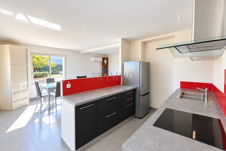 Maison à vendre à Fréjus — Vue mer — photo 14