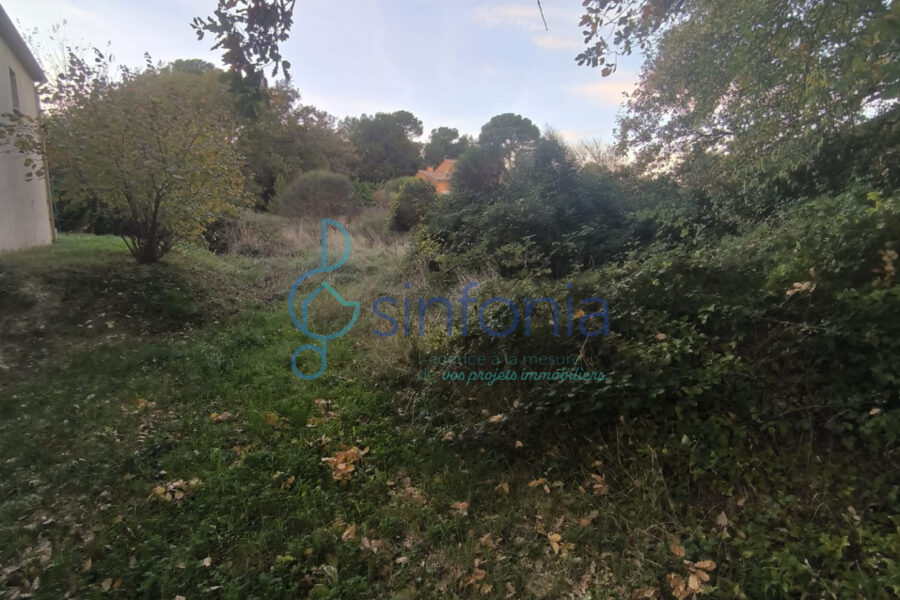 Terrain à vendre à Saint-Geniès-de-Malgoirès — photo 3