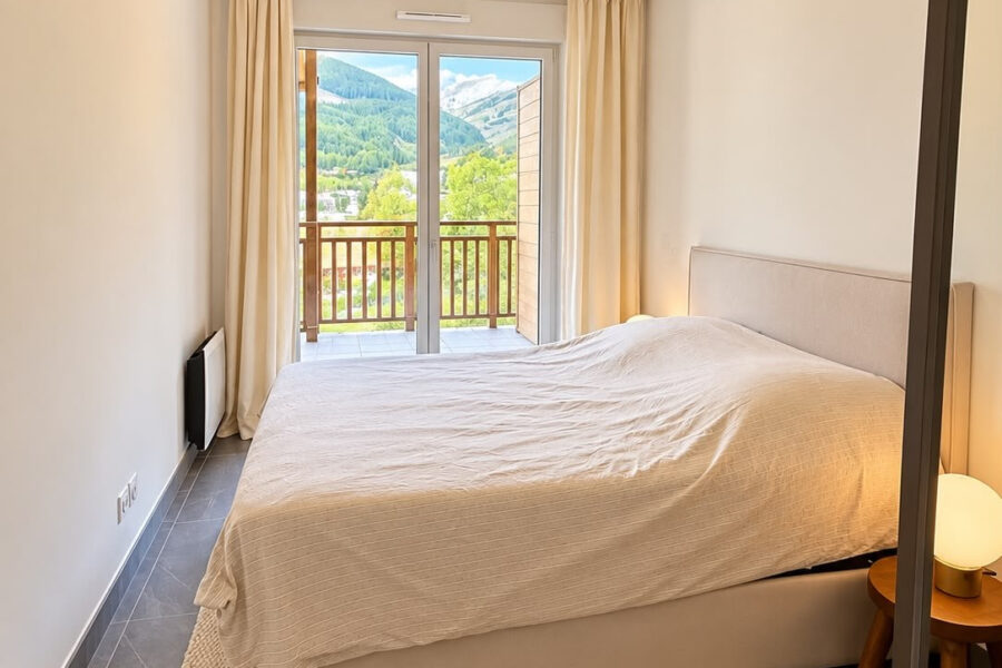 Appartement à vendre à Saint-Étienne-de-Tinée — Vue montagne — photo 6