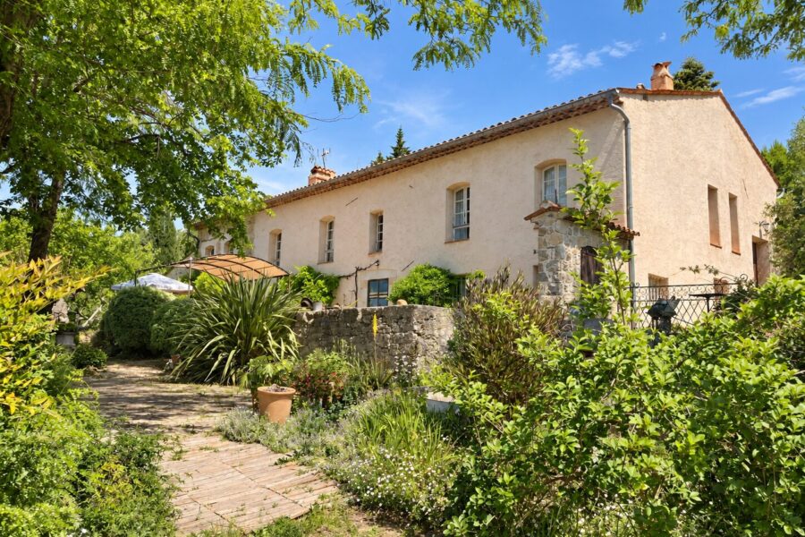 Maison à vendre à Tourrettes — Vue nature — photo 2