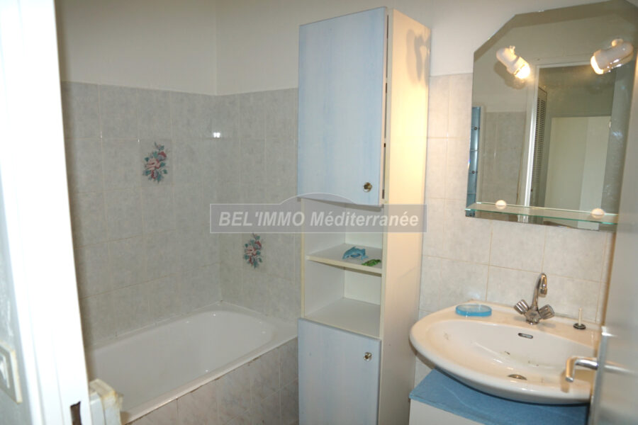 Appartement à vendre à Cavalaire-sur-Mer — Vue mer — photo 8