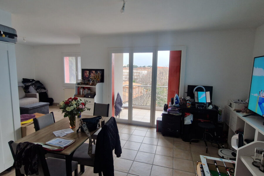 Appartement à vendre à Nîmes — Vue sur la ville — photo 3
