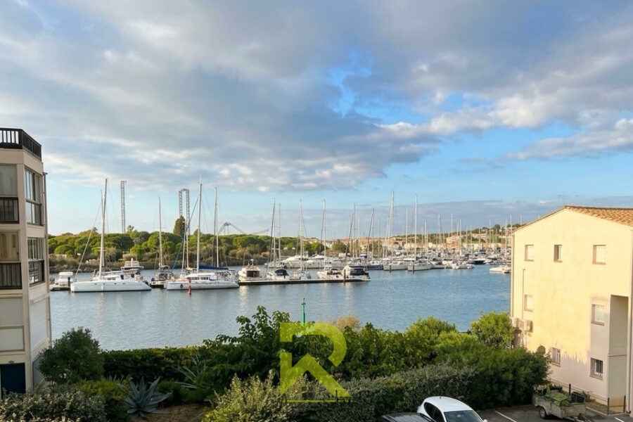 Appartement à vendre à Agde — Vue marina & port — photo 1