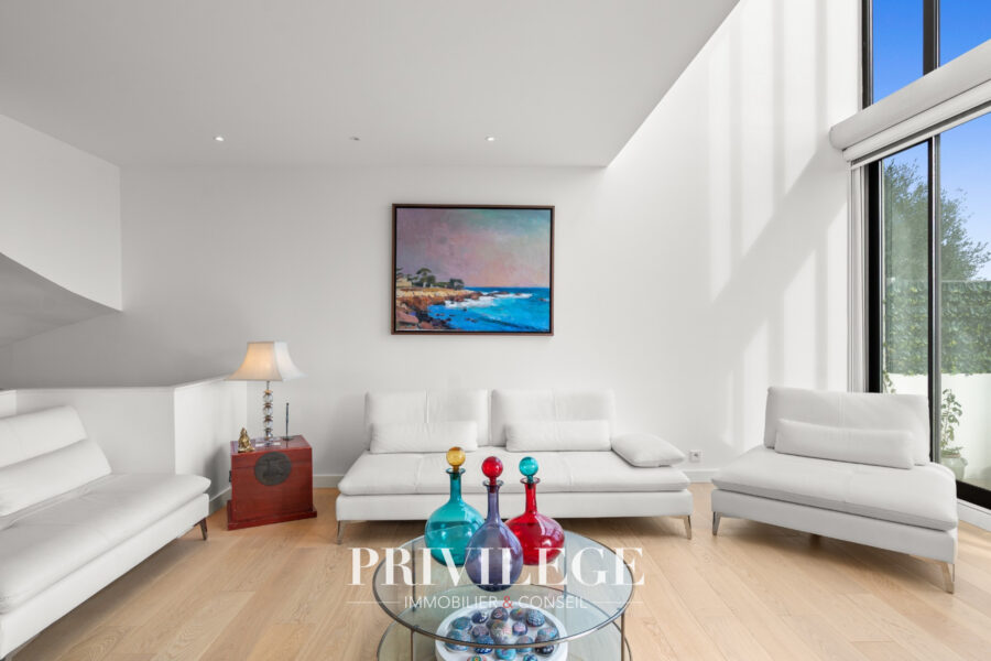 Maison à vendre à Nice — Vue sur la ville — photo 10