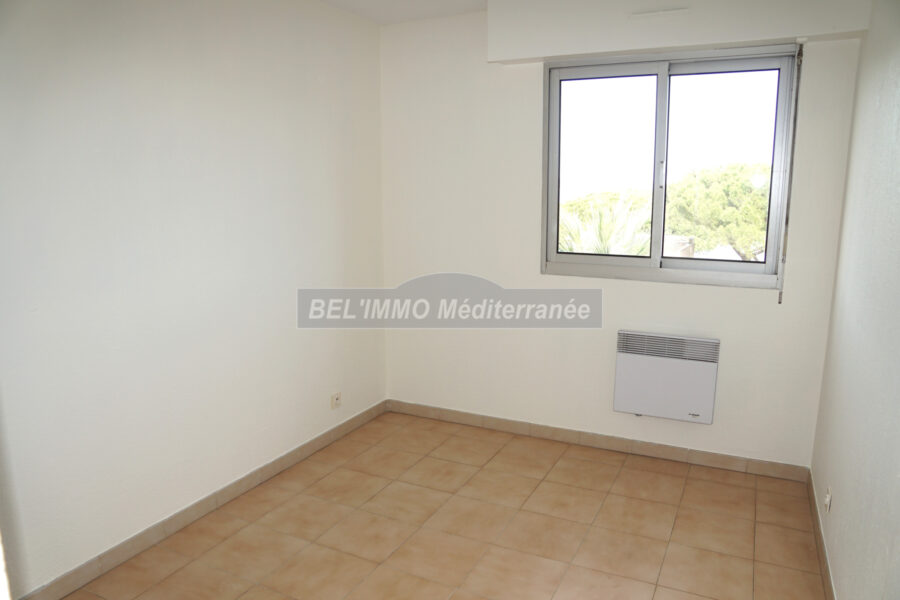 Appartement à vendre à Cavalaire-sur-Mer — Vue mer — photo 7