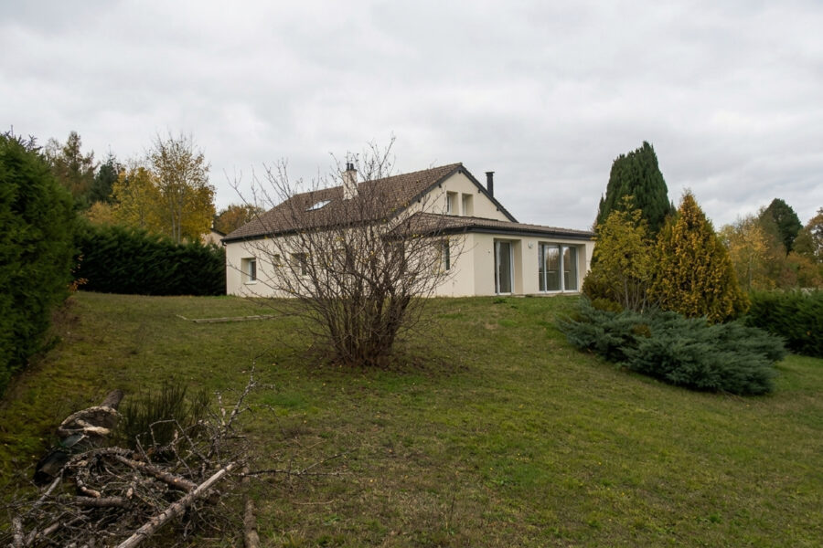Maison à vendre à Le Chambon-sur-Lignon — Vue sur la ville — photo 2