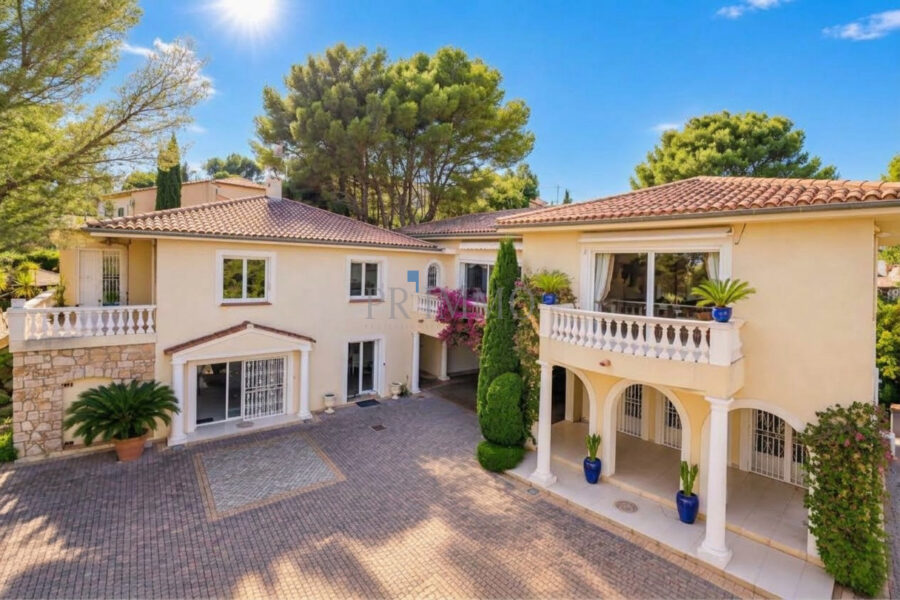 Maison à vendre à Fréjus — Vue dégagée — photo 2