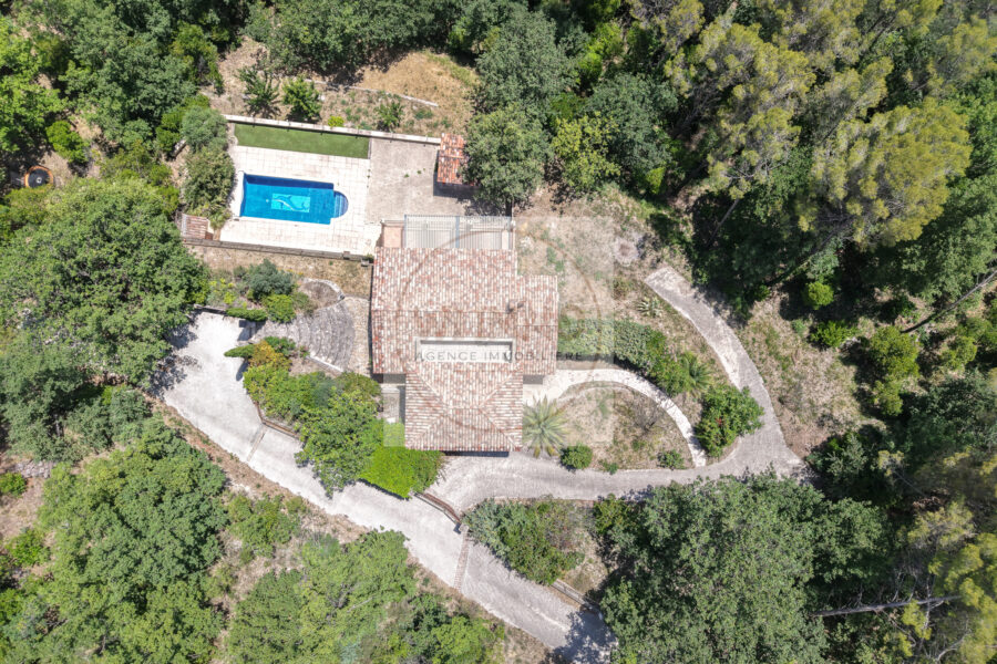 Maison à vendre à Figanières — Vue nature — photo 2