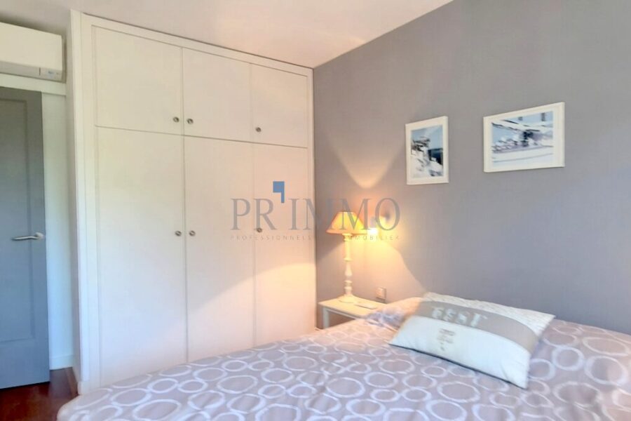 Appartement à vendre à Saint-Raphaël — Vue mer — photo 9