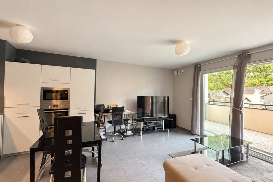 Appartement à vendre à La Buisse — Vue montagne — photo 3