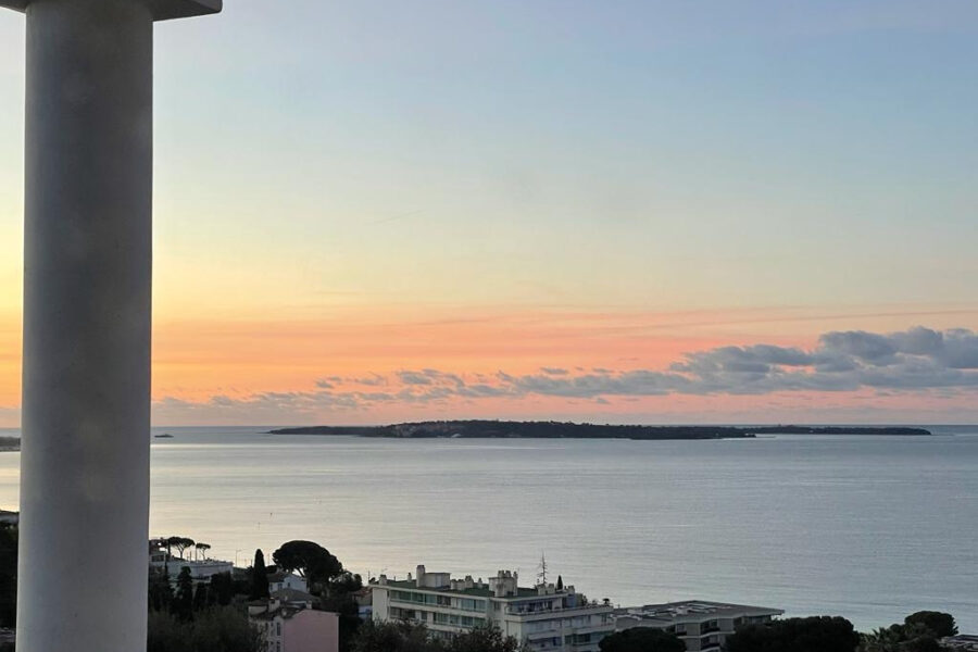 Appartement à vendre à Cannes — Vue mer — photo 1