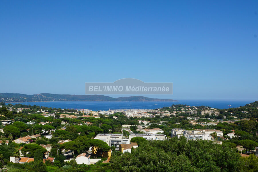 Maison à vendre à Cavalaire-sur-Mer — Vue mer — photo 1