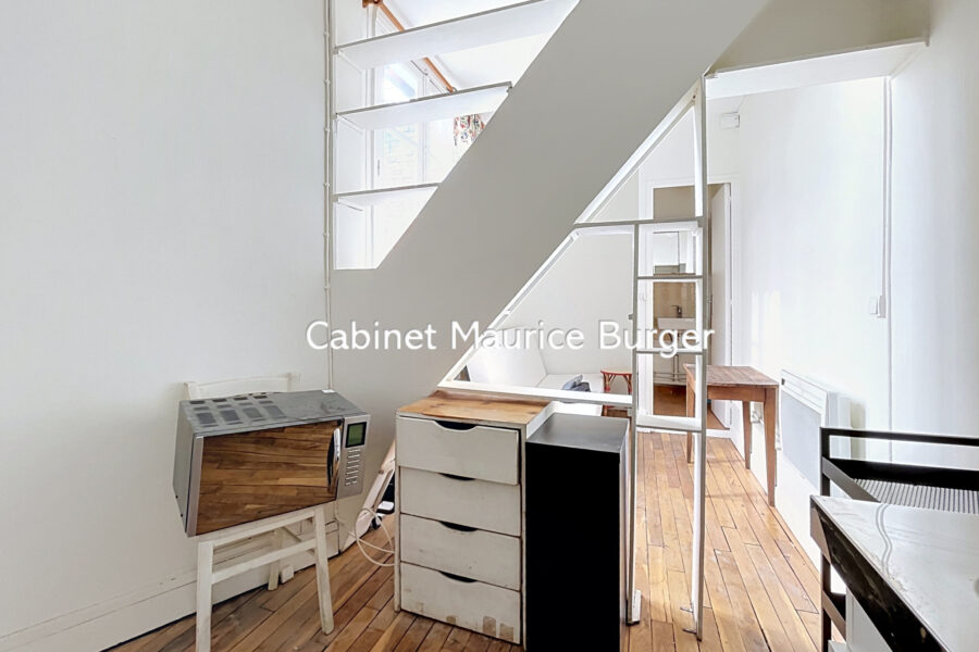 Appartement à vendre à Paris 7e arrondissement — Vue sur la ville — photo 7