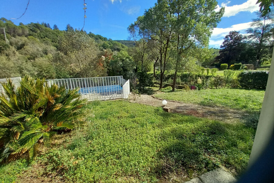 Maison à vendre à Lamalou-les-Bains — Vue nature — photo 1
