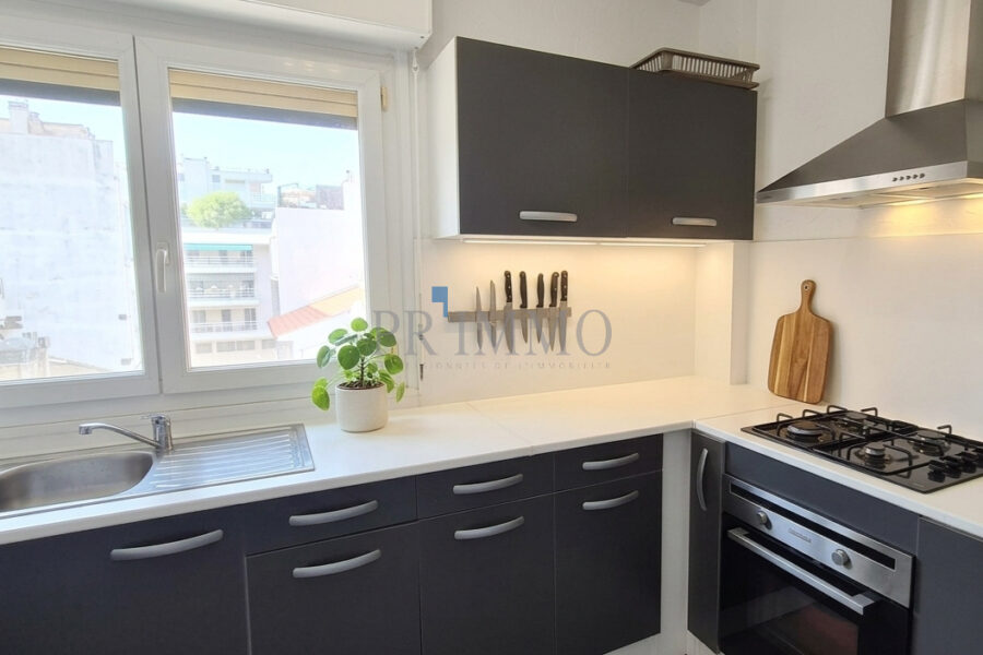 Appartement à vendre à Saint-Raphaël — Vue mer — photo 4