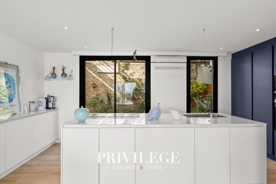Maison à vendre à Nice — Vue sur la ville — photo 18