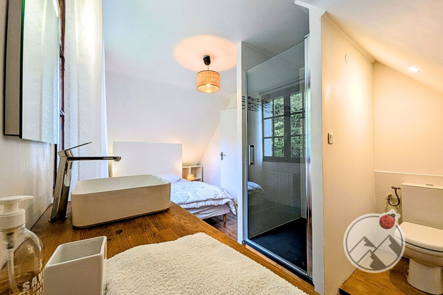 Maison à vendre à Argelès-Gazost — Vue montagne — photo 12