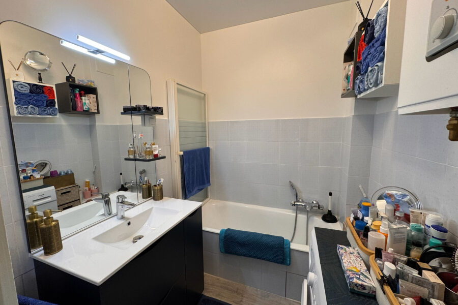 Appartement à vendre à Grenoble — Vue montagne — photo 9