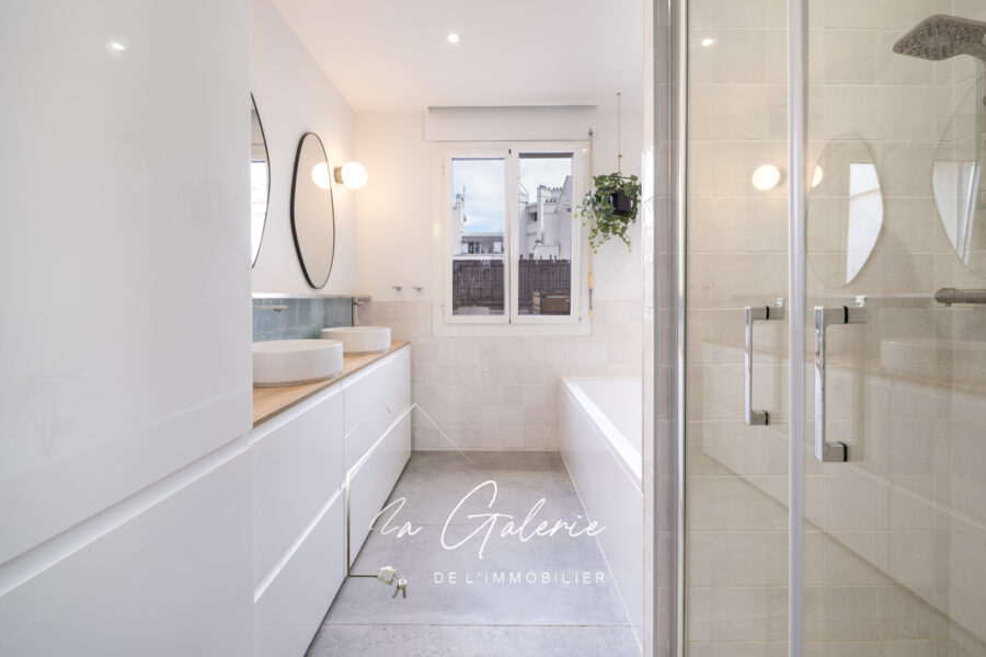 Appartement à vendre à Grenoble — Vue sur la ville — photo 15