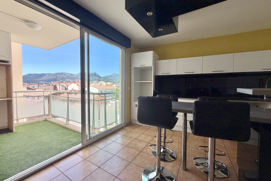 Appartement à vendre à Toulon — Vue sur la ville — photo 4
