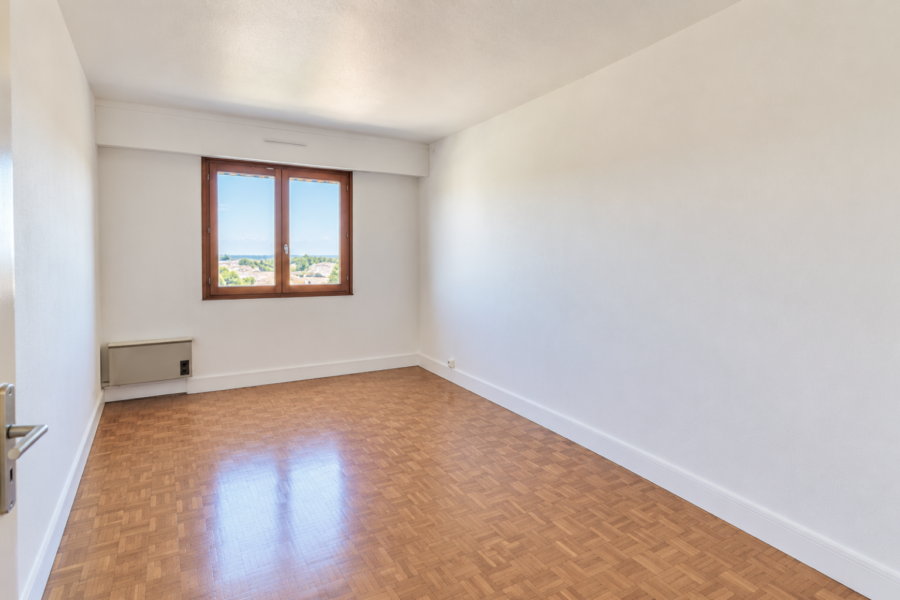 Appartement à vendre à Créteil — Vue sur la ville — photo 5