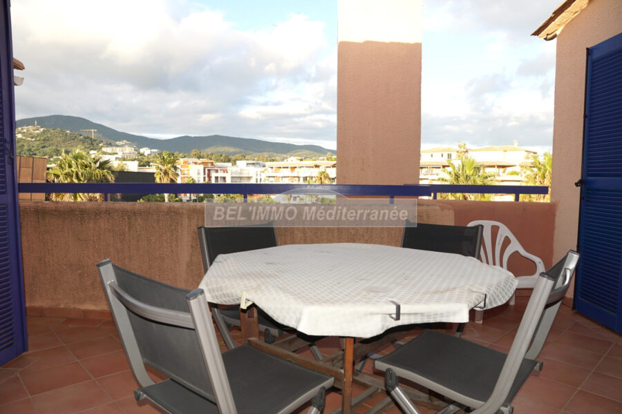 Appartement à vendre à Cavalaire-sur-Mer — Vue mer — photo 5