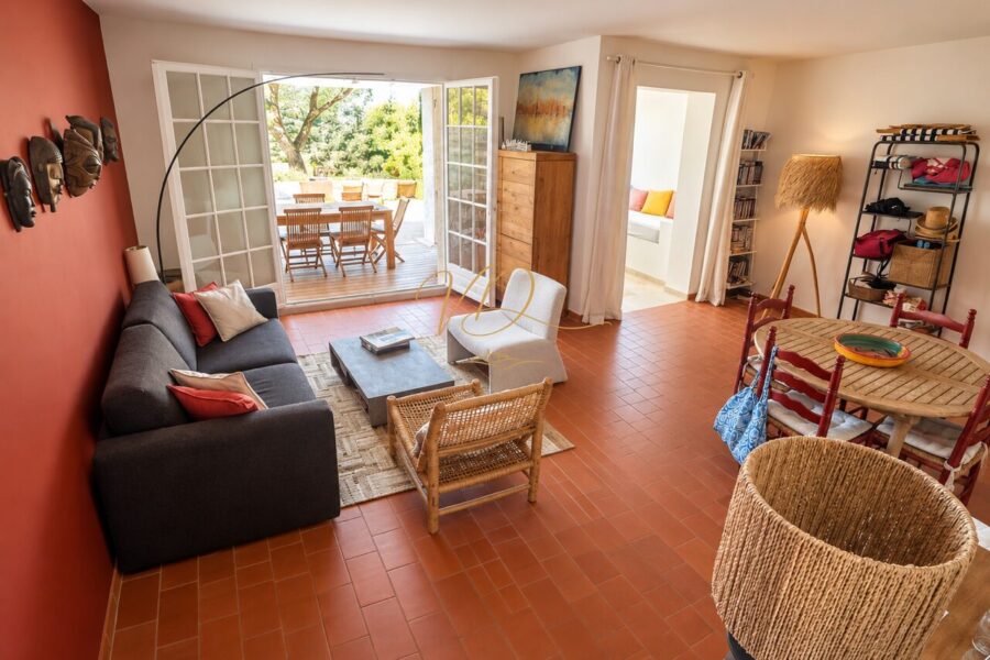 Maison à vendre à La Croix-Valmer — Vue mer — photo 6