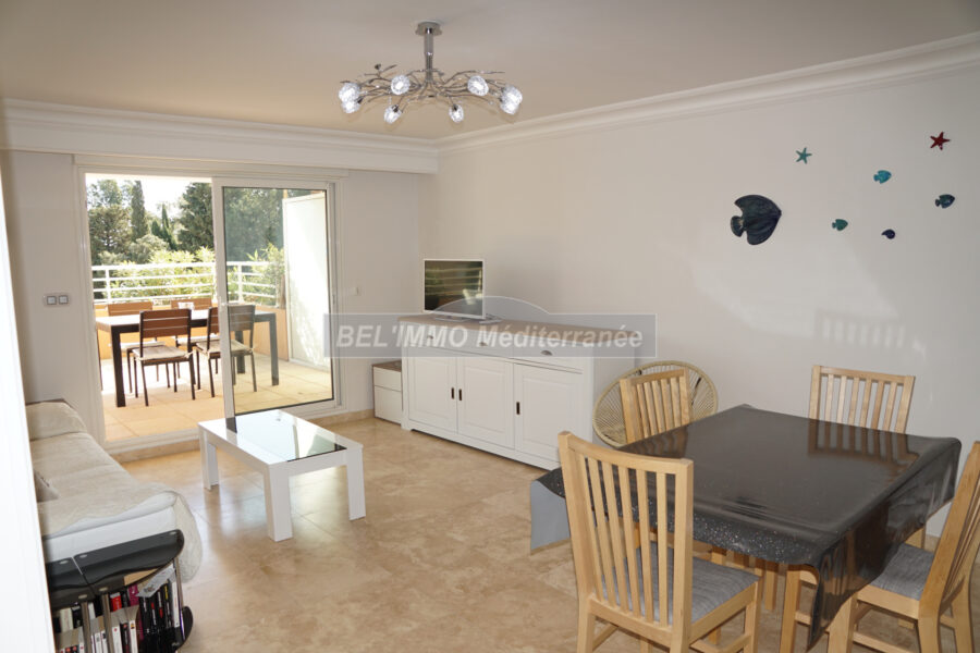 Appartement en location vacances à Cavalaire-sur-Mer — Vue nature — photo 8