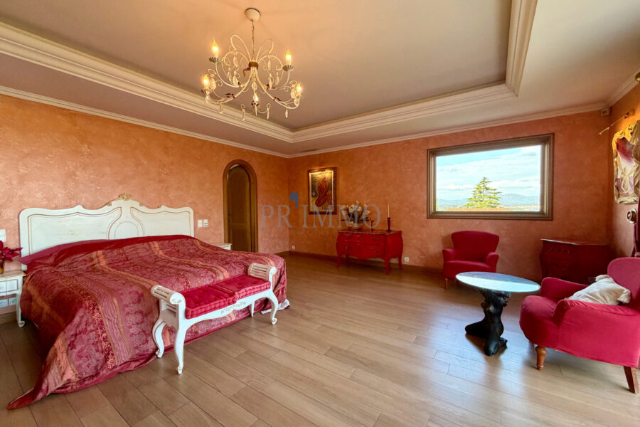 Maison à vendre à Fréjus — Vue dégagée — photo 10