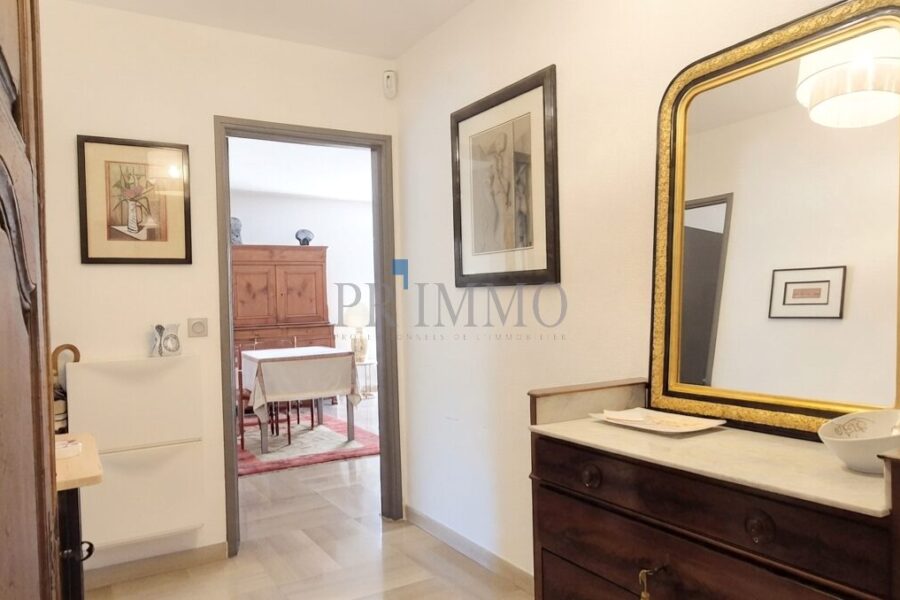 Appartement à vendre à Saint-Raphaël — Vue mer — photo 4