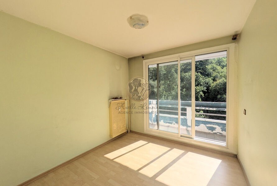 Appartement à vendre à Sainte-Foy-lès-Lyon — Vue nature — photo 6