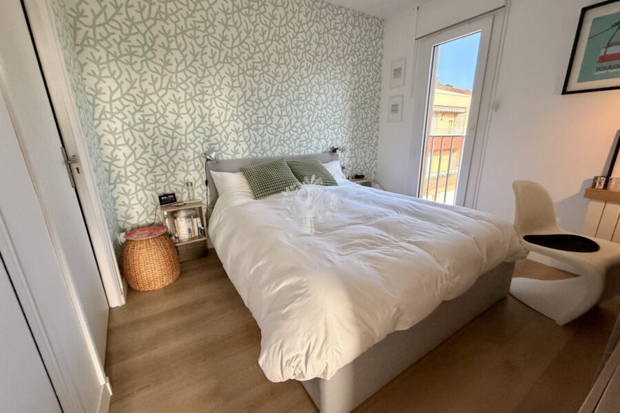 Appartement à vendre à Sanary-sur-Mer — Vue sur la ville — photo 7