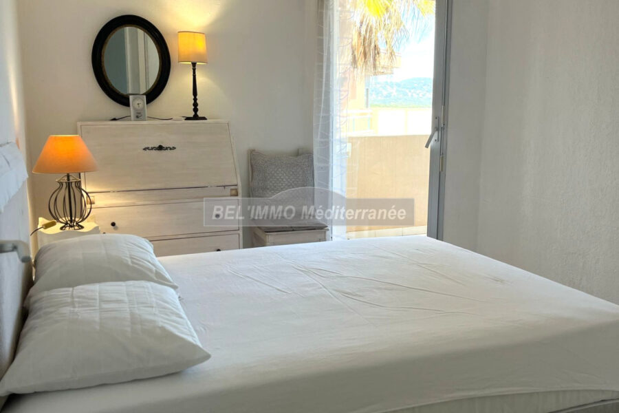 Appartement en location vacances à Cavalaire-sur-Mer — Vue mer — photo 8
