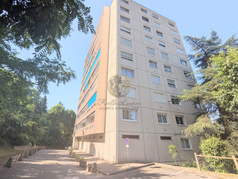 Appartement à vendre à Sainte-Foy-lès-Lyon — Vue nature — photo 12