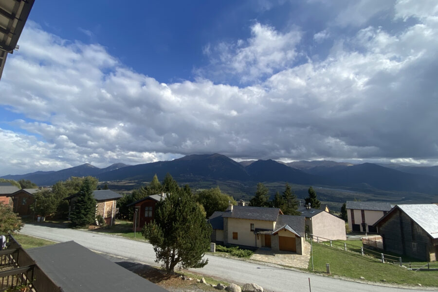 Appartement à vendre à Font-Romeu-Odeillo-Via — Vue montagne — photo 1