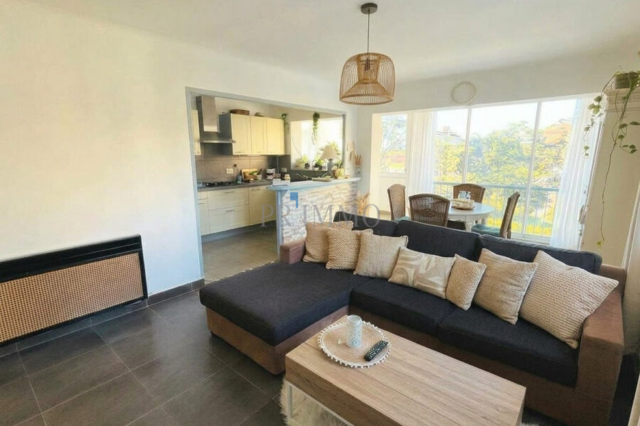 Appartement à vendre à Saint-Raphaël — Vue nature — photo 3