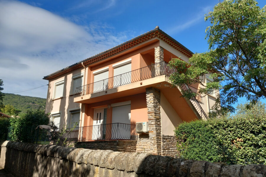 Maison à vendre à Lamalou-les-Bains — Vue nature — photo 2
