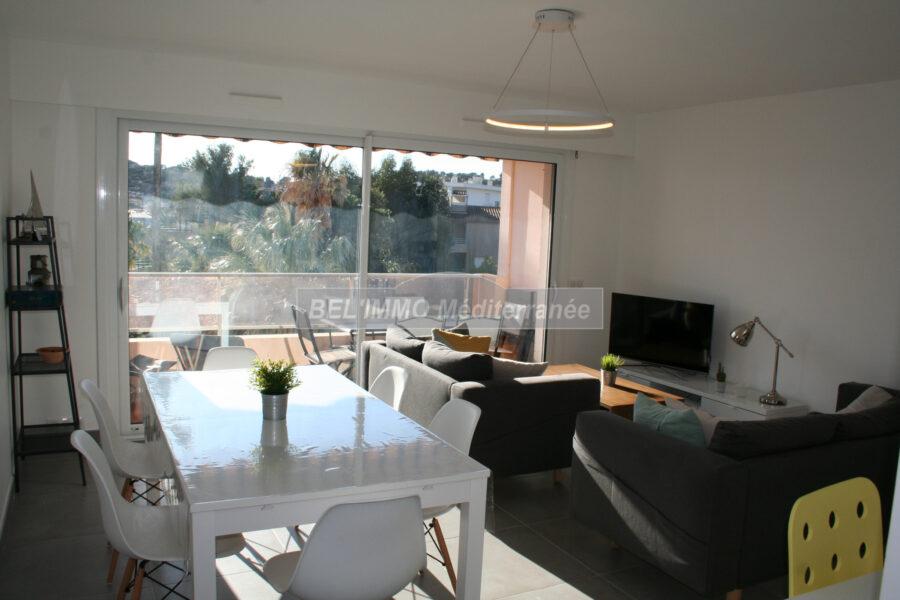 Appartement en location vacances à Cavalaire-sur-Mer — Vue mer — photo 3