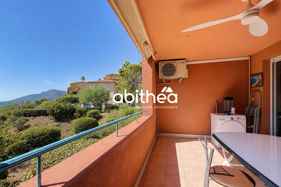 Appartement à vendre à Théoule-sur-Mer — Vue mer — photo 2