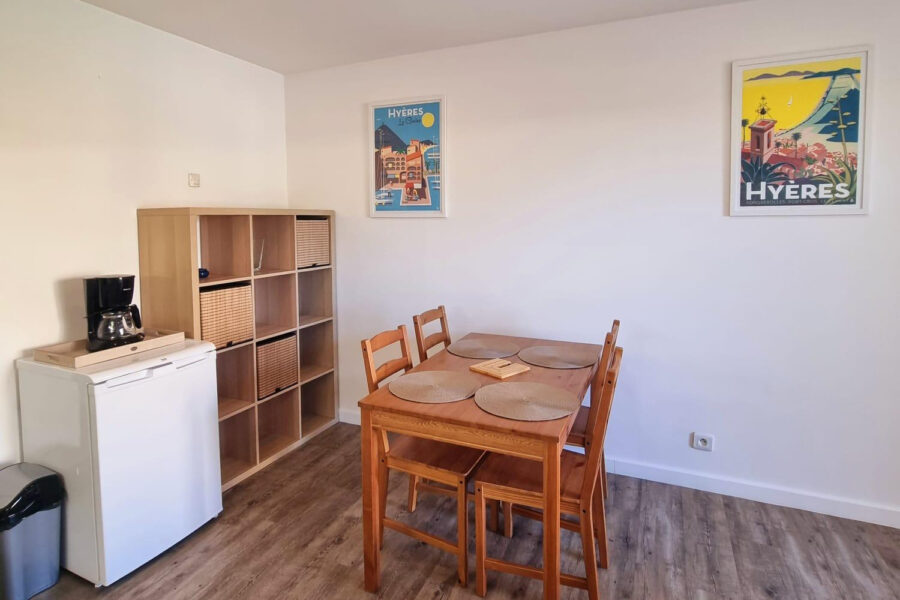 Appartement à louer à Hyères — Vue marina & port — photo 16