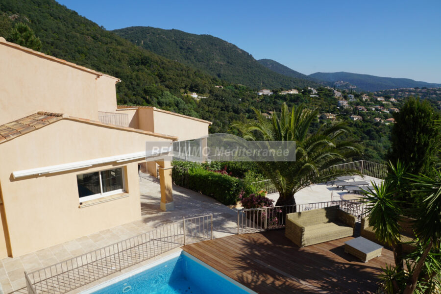 Maison en location vacances à Cavalaire-sur-Mer — Vue mer — photo 7
