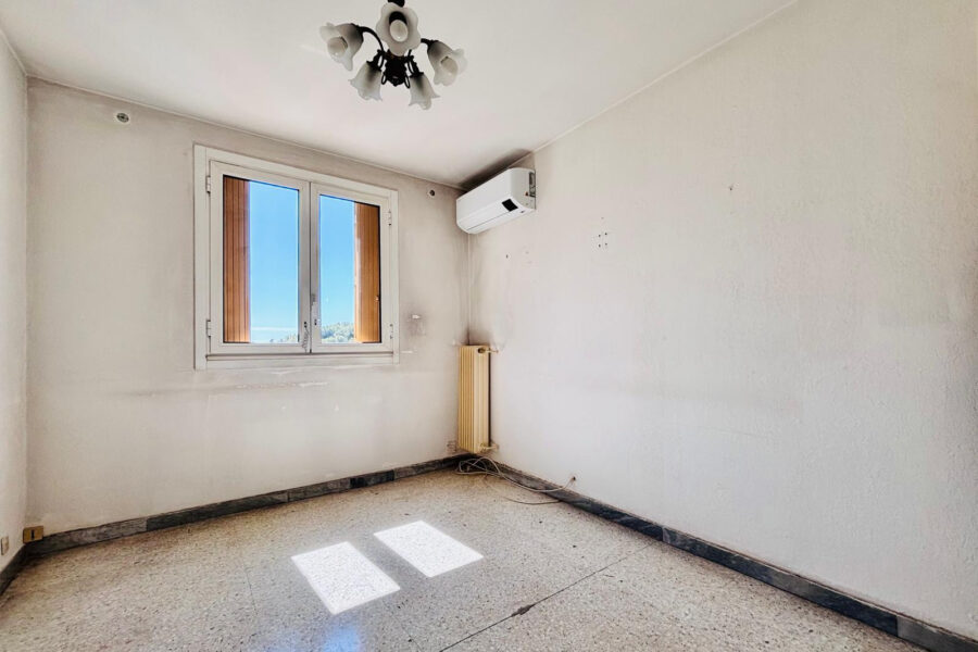 Appartement à vendre à Marseille 10e arrondissement — Vue sur la ville — photo 6