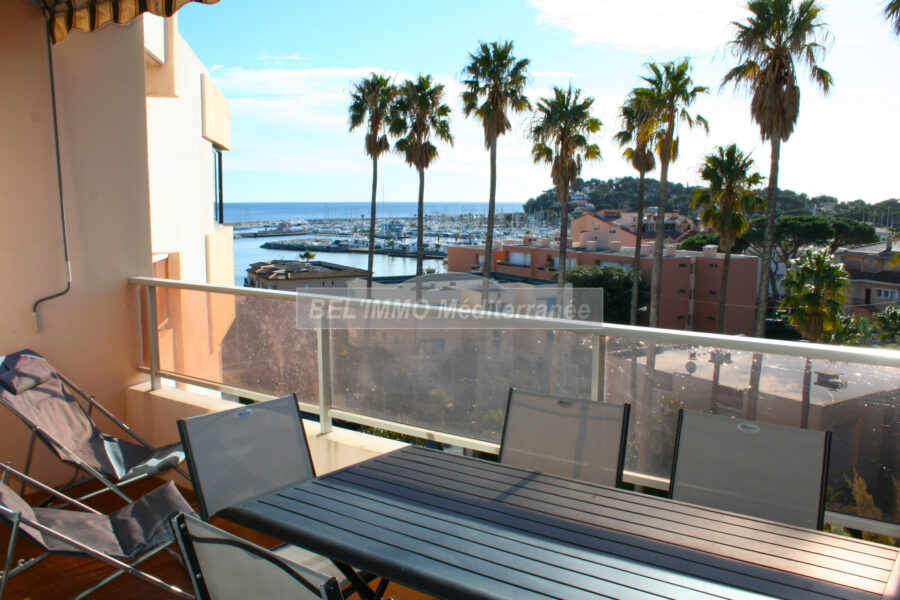 Appartement en location vacances à Cavalaire-sur-Mer — Vue mer — photo 1